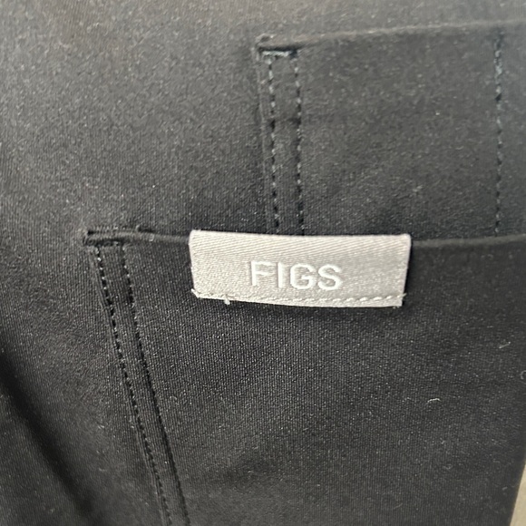 Figs Black Tapered Scrub Joggers - Picture 2 of 6